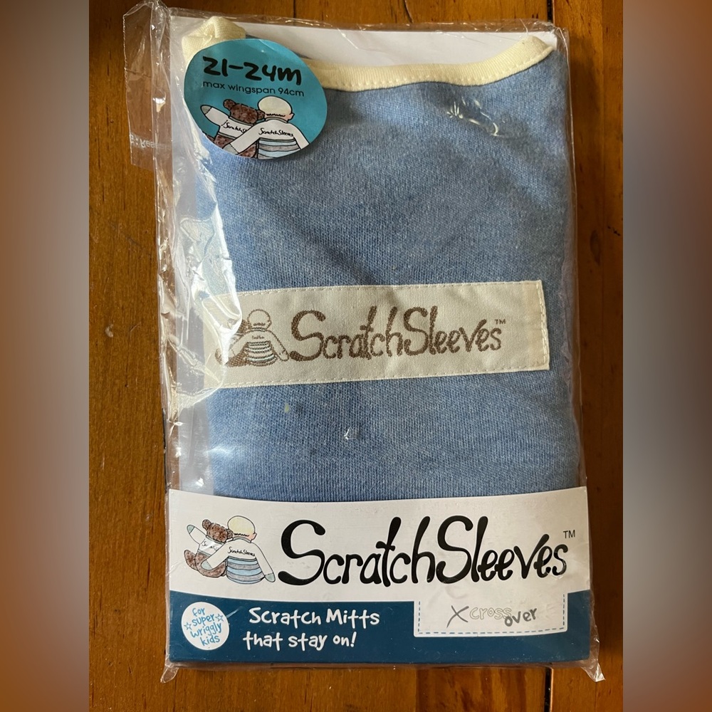 NWT scratch sleeves